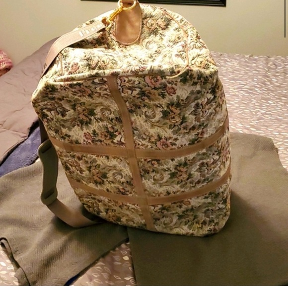 COPY - Vintage Luxury French Luggage Duffle Travel Bag - Picture 4 of 13